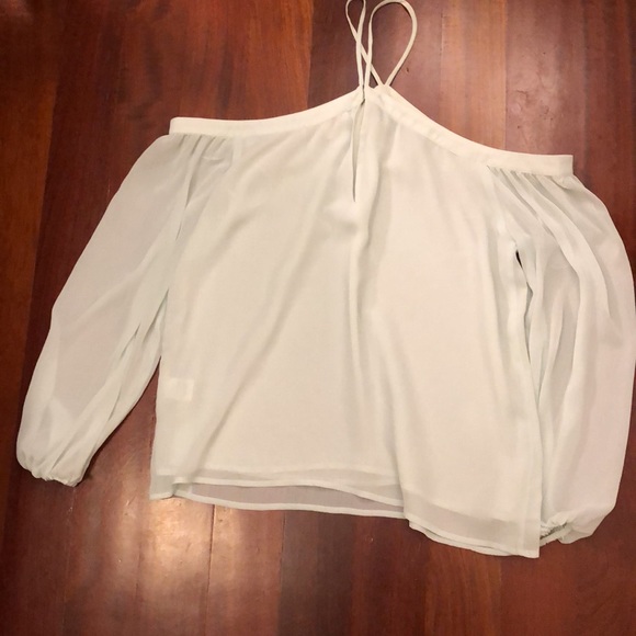 WAYF Loose Draped Top Size S - Picture 2 of 4
